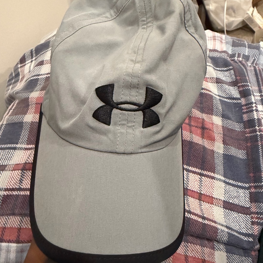 Under Armour Light Gray Cap with Black Emblem